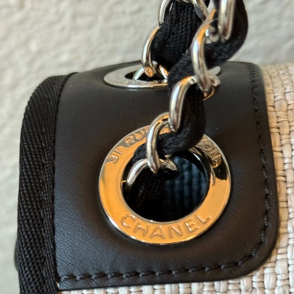 💎AUTHENTIC CHANEL GRAY RAFFIA DEAUVILLE MESSENGER BAG/SHOULDER BAG/CROSSBODY-EUC - Picture 11 of 17